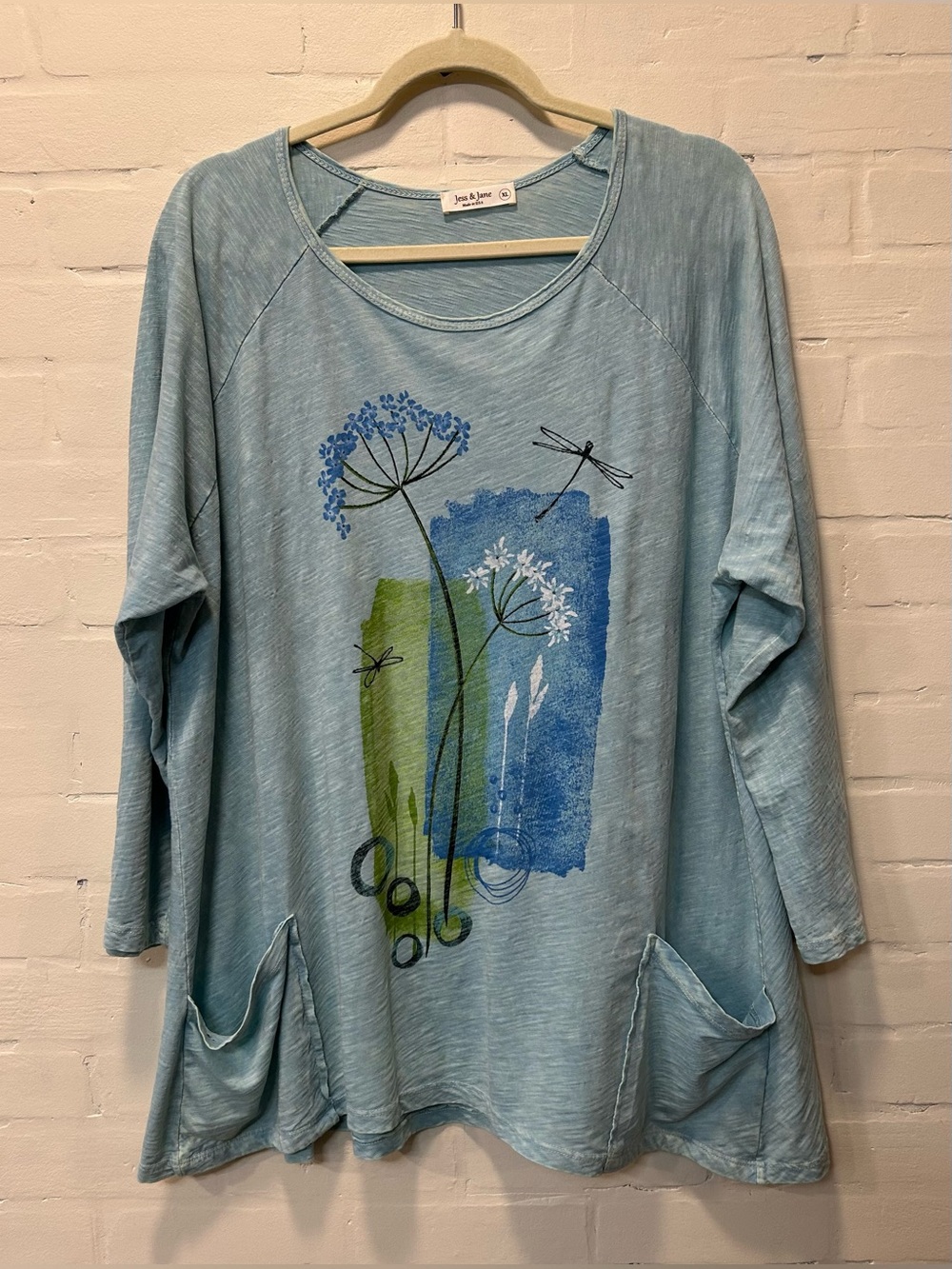 Jess & Jane XL Blue Floral Dragonfly Graphic Tunic Top Lagenlook Pockets USA